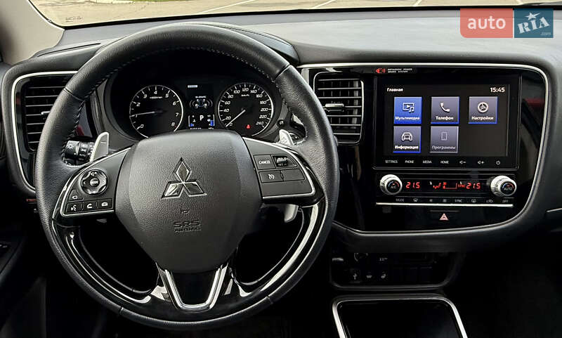 Mitsubishi Outlander 2021