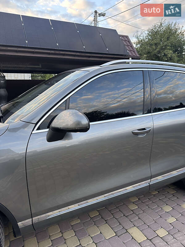 Volkswagen Touareg 2015