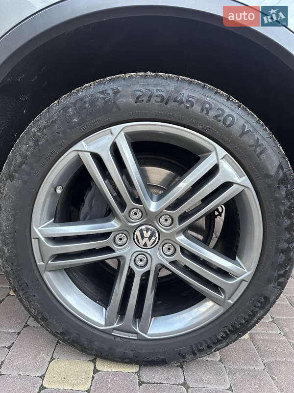 Volkswagen Touareg 2015