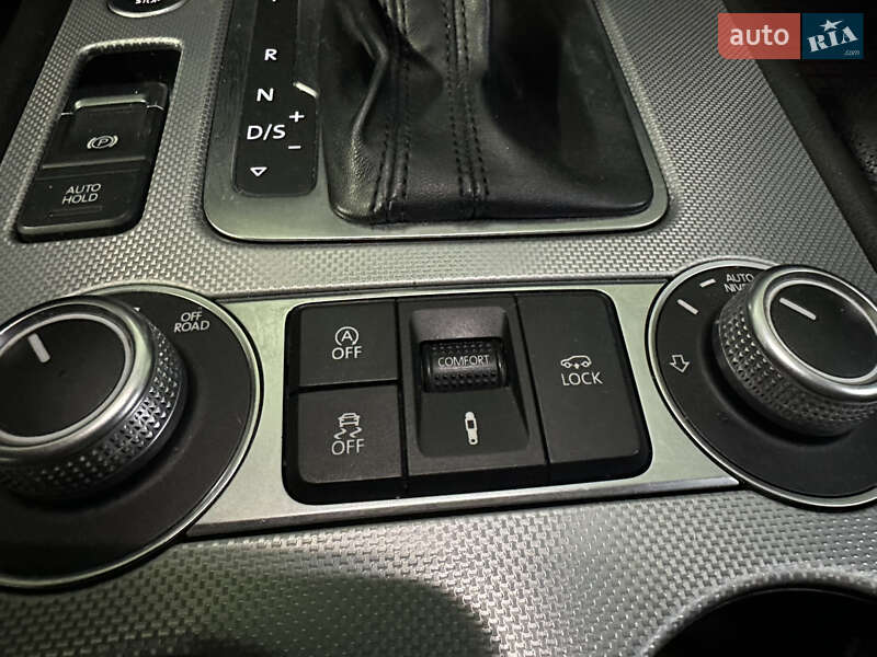 Volkswagen Touareg 2015