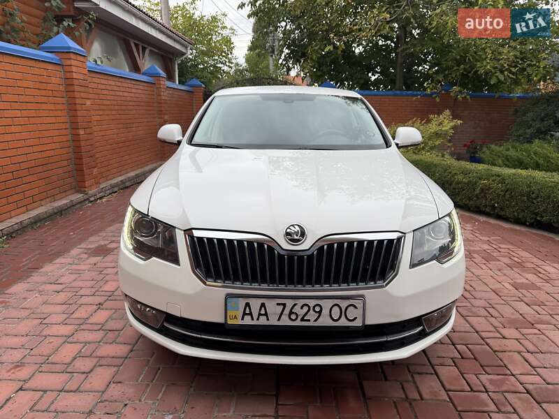 Skoda Superb 2013