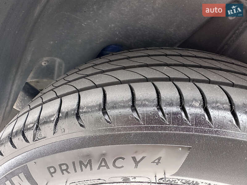 Volkswagen T-Roc 2019