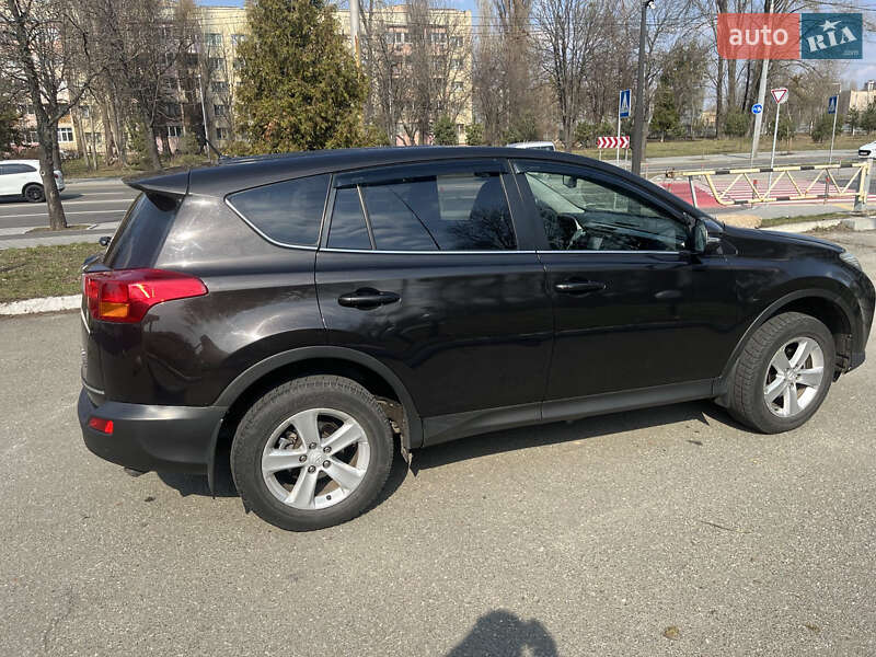 Toyota RAV4 2013
