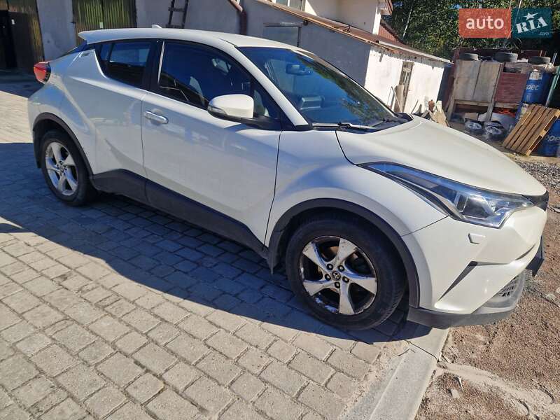 Toyota C-HR 2017