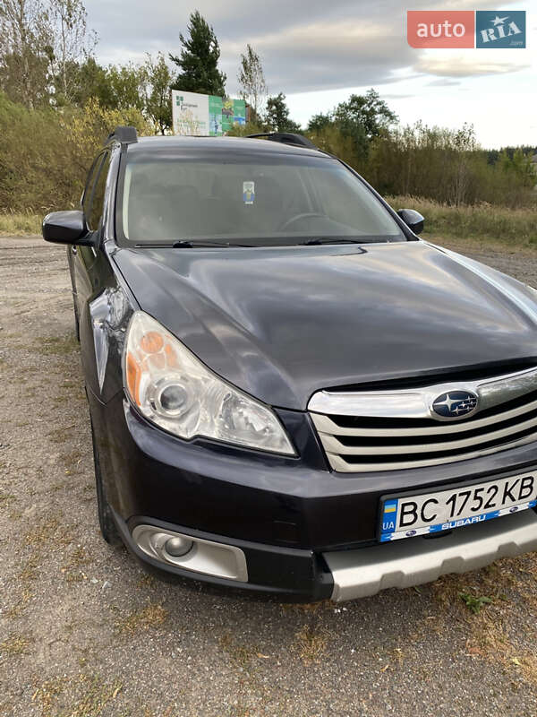 Subaru Outback 2012