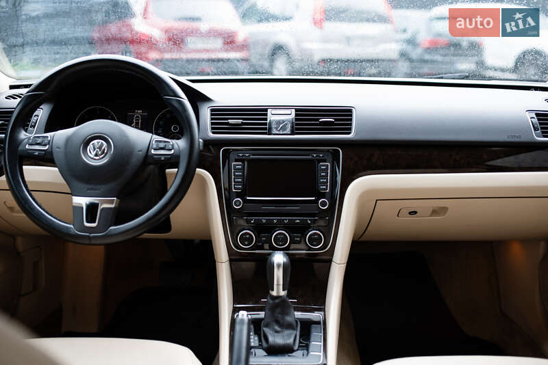 Volkswagen Passat 2014