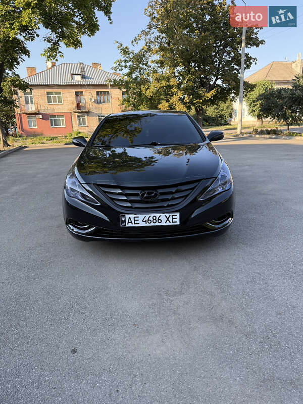 Hyundai Sonata 2012