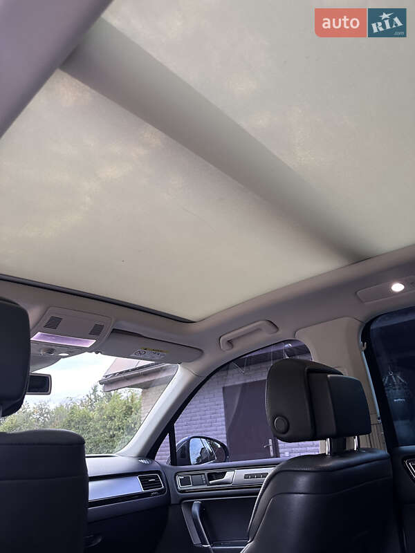 Volkswagen Touareg 2015