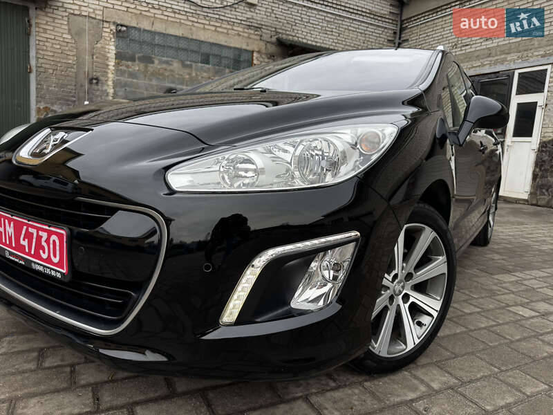 Peugeot 308 2011