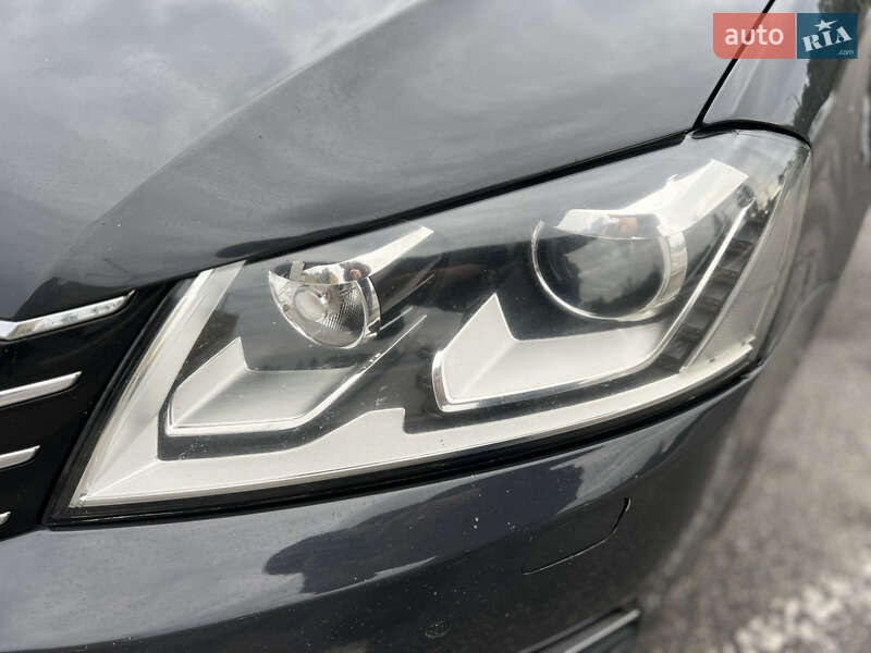 Volkswagen Passat 2011