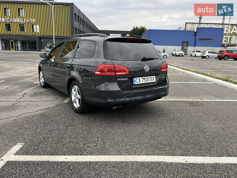 Volkswagen Passat 2011