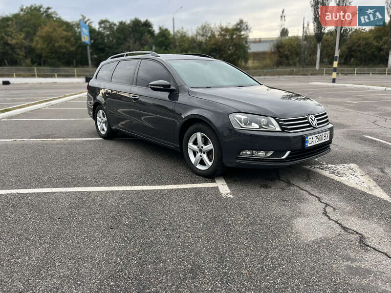 Volkswagen Passat 2011