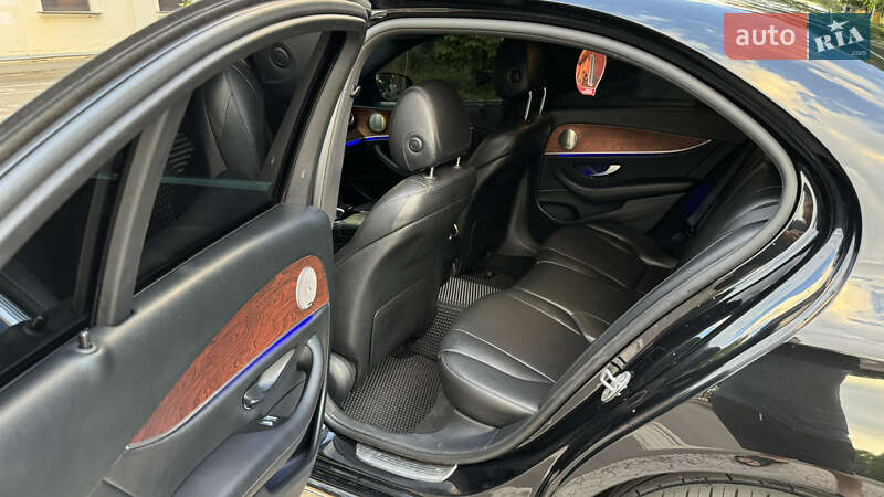 Mercedes-Benz E-Class 2016