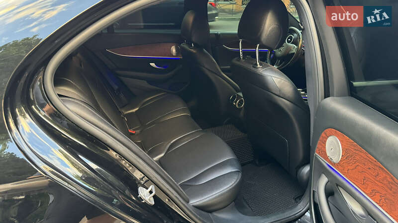 Mercedes-Benz E-Class 2016