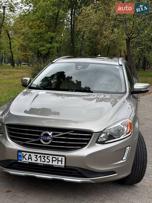 Volvo XC60 2015