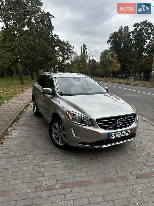 Volvo XC60 2015