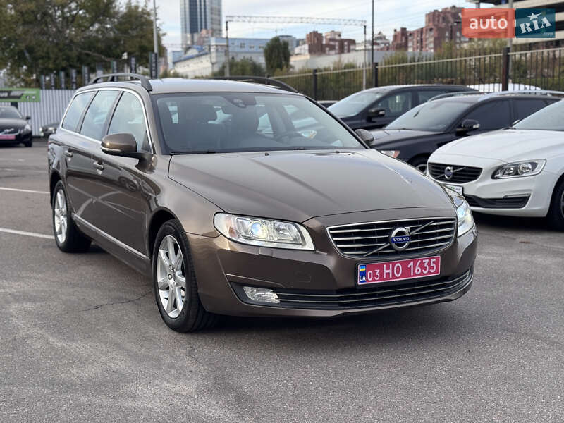 Volvo V70 2016