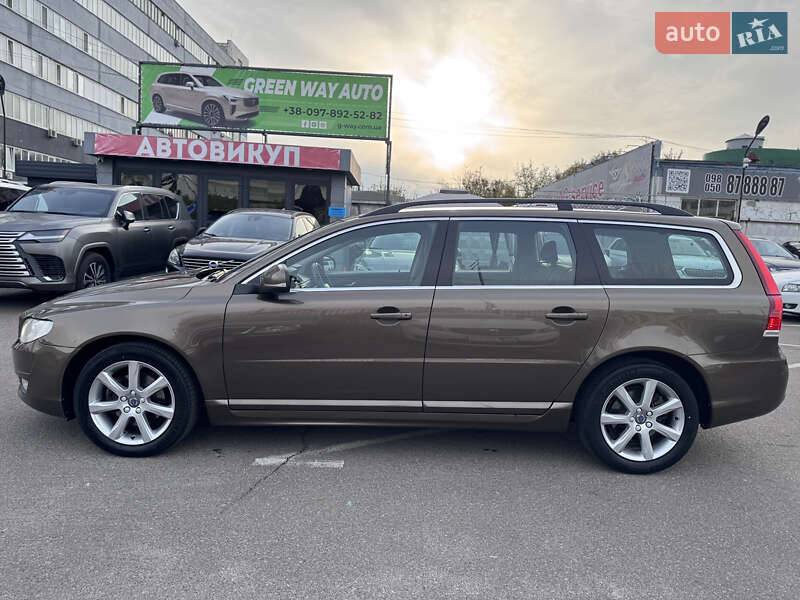 Volvo V70 2016