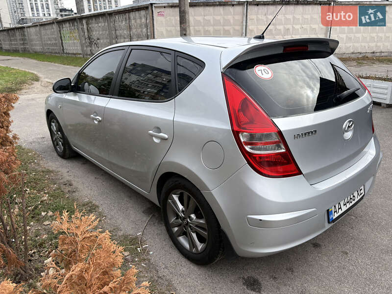 Hyundai i30 2008