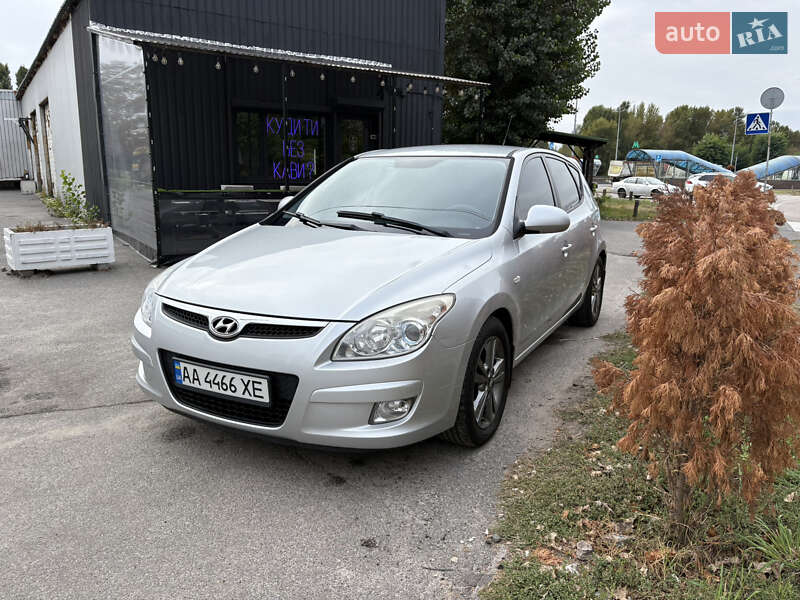 Hyundai i30 2008