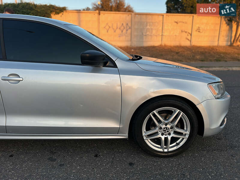 Volkswagen Jetta 2012