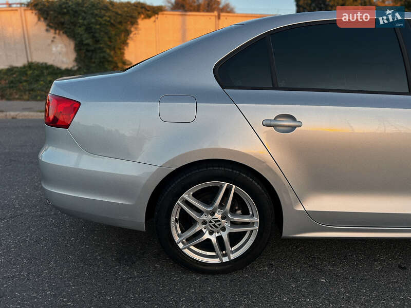 Volkswagen Jetta 2012