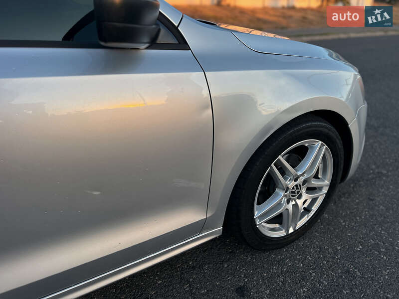 Volkswagen Jetta 2012