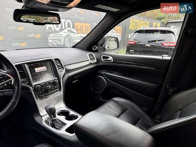 Jeep Grand Cherokee 2016