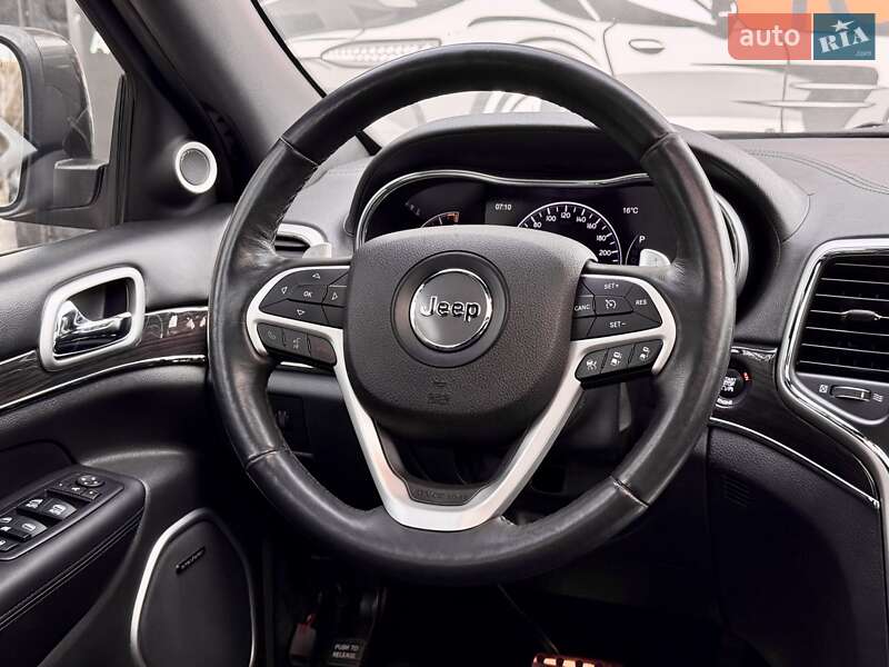 Jeep Grand Cherokee 2016