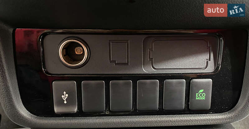 Mitsubishi Outlander 2020