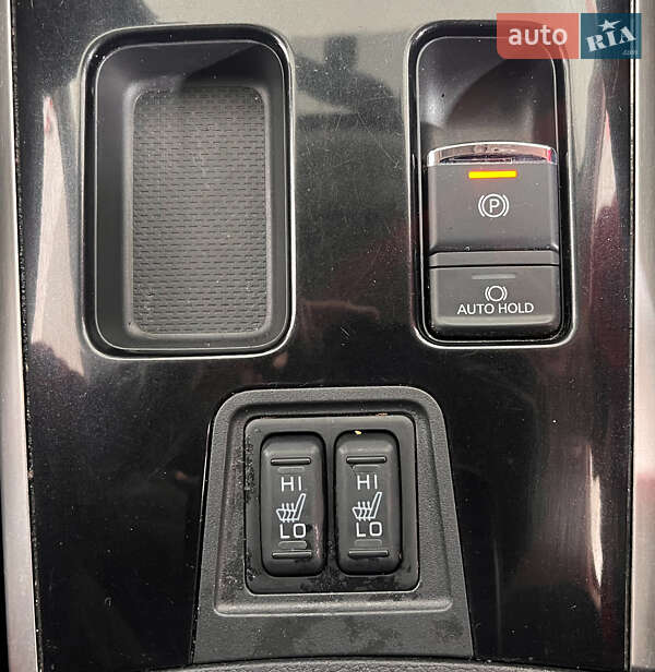 Mitsubishi Outlander 2020