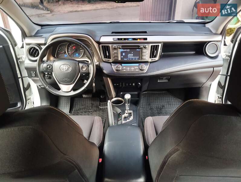 Toyota RAV4 2013