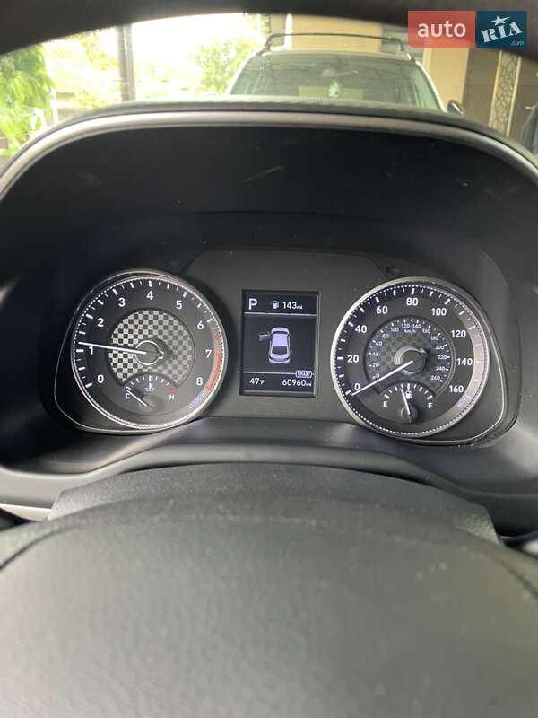 Hyundai Elantra 2020