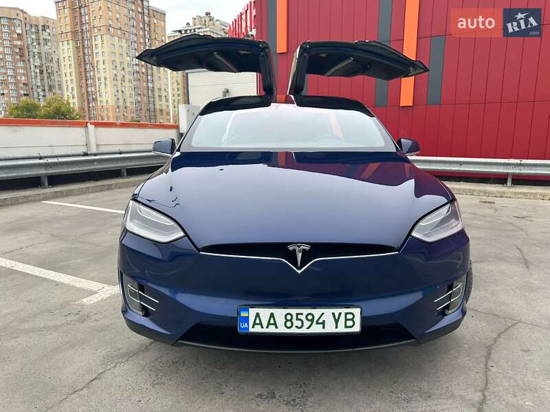 Tesla-8