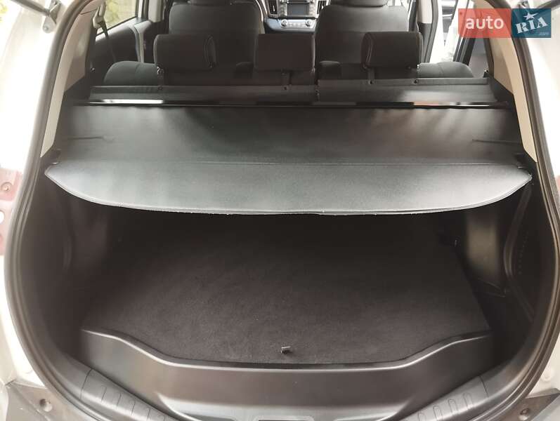 Toyota RAV4 2013