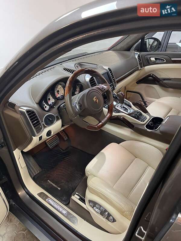 Porsche Cayenne 2013