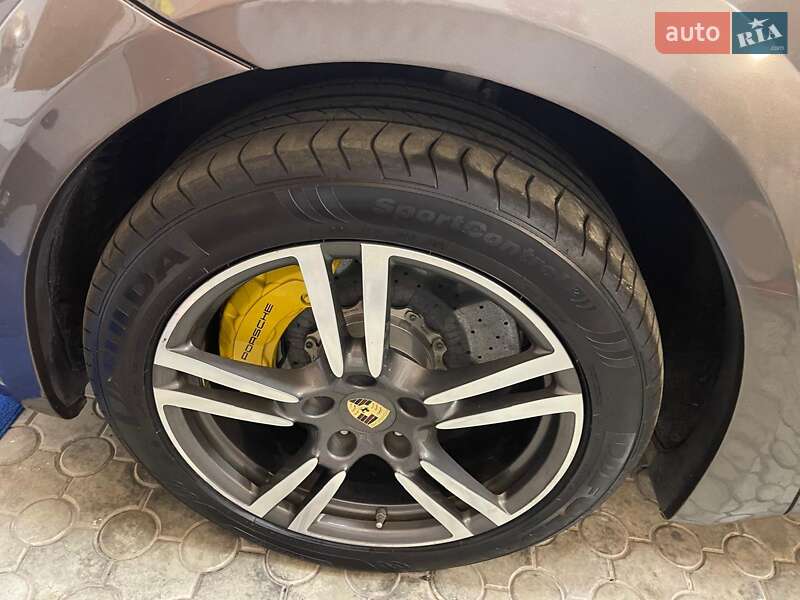 Porsche Cayenne 2013