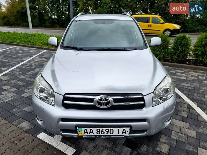 Toyota RAV4 2008