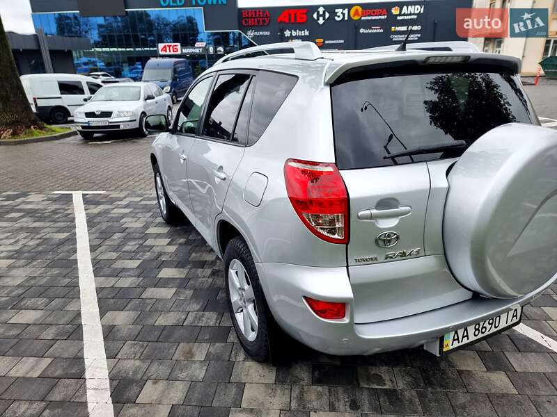 Toyota RAV4 2008