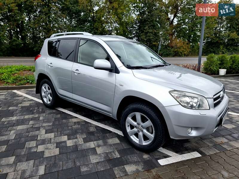 Toyota RAV4 2008