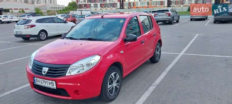 Renault Sandero 2009