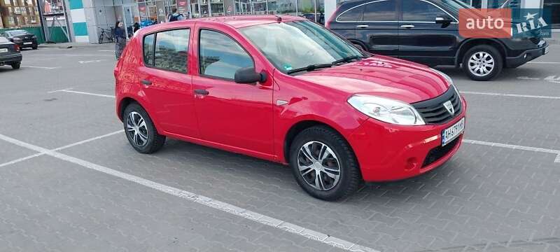 Renault Sandero 2009