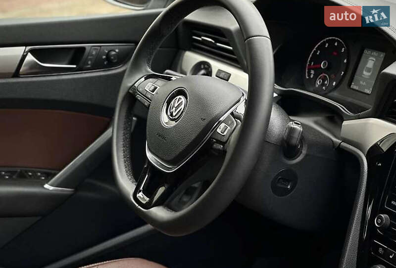 Volkswagen Passat 2021