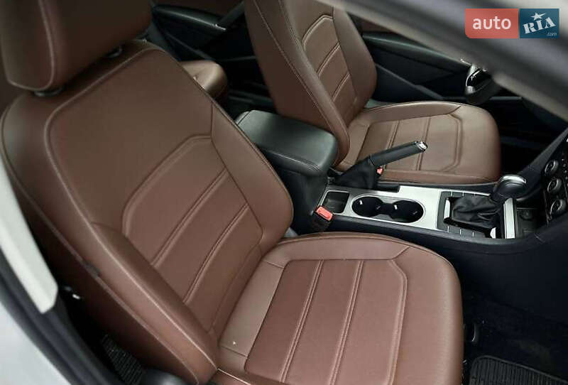 Volkswagen Passat 2021