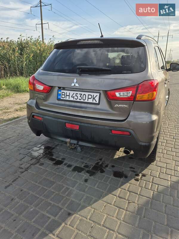 Mitsubishi ASX 2010