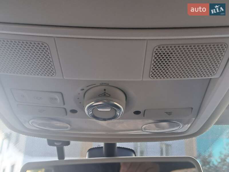 Volkswagen Passat 2014