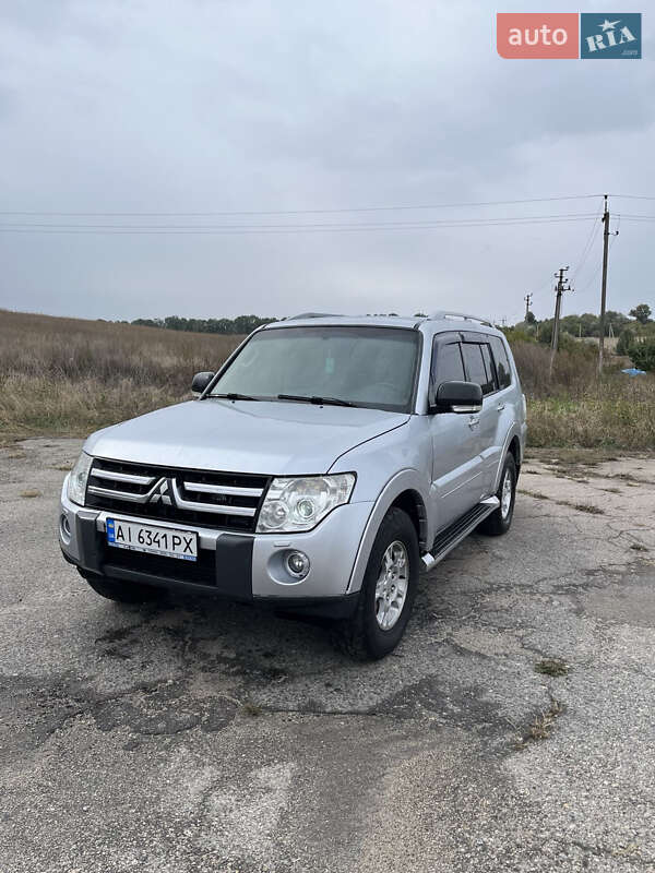 Mitsubishi Pajero 2007