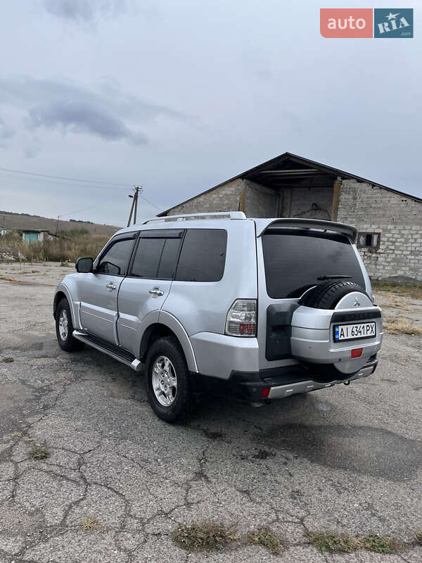 Mitsubishi Pajero 2007