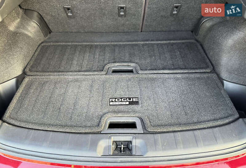 Nissan Rogue Sport 2020