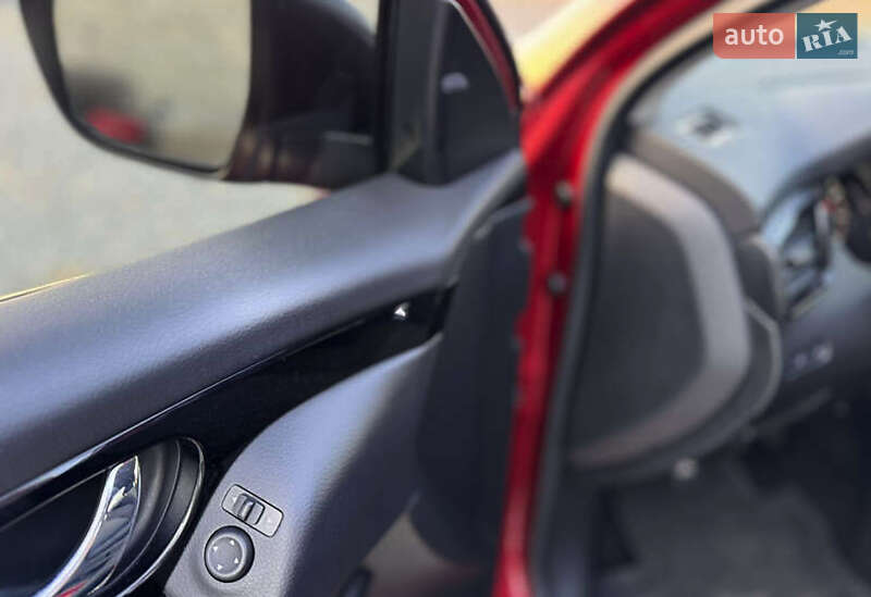 Nissan Rogue Sport 2020